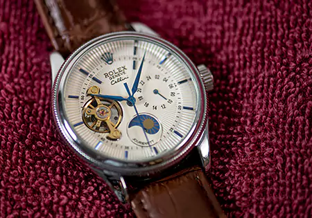 Buy Watches Online in Milwaukee, WI